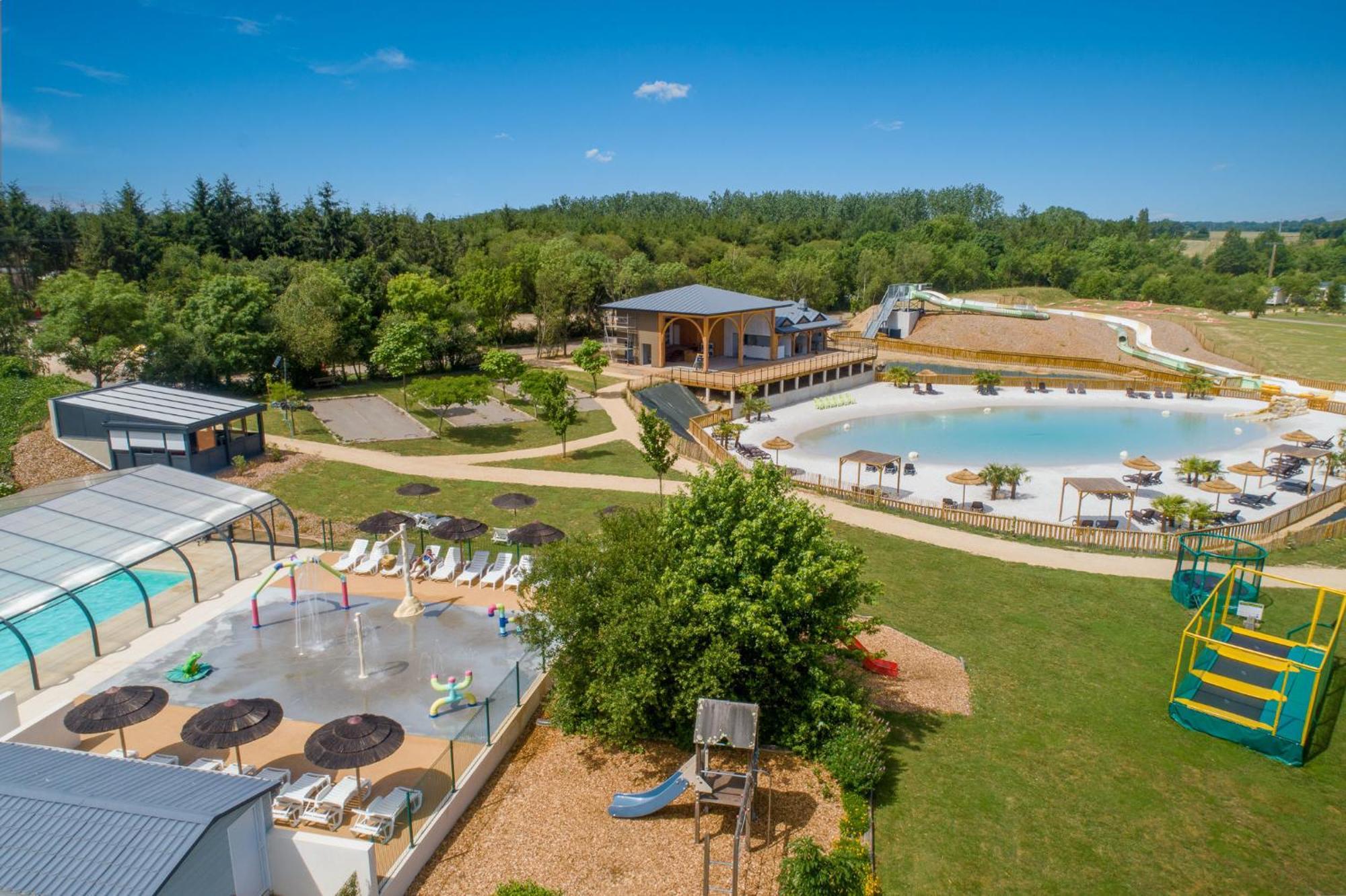 Camping Aubigny-Les Clouzeaux Aubigny  外观 照片